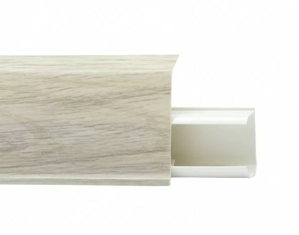 Пластиковый плинтус Royce №526 Дуб Орегон (55х23х2200мм) в Новокузнецке