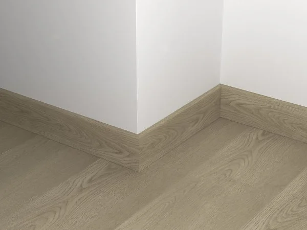 Кварцевый плинтус Alpine Floor Grand Sequoia 11-18 Шварцевальд в Новокузнецке