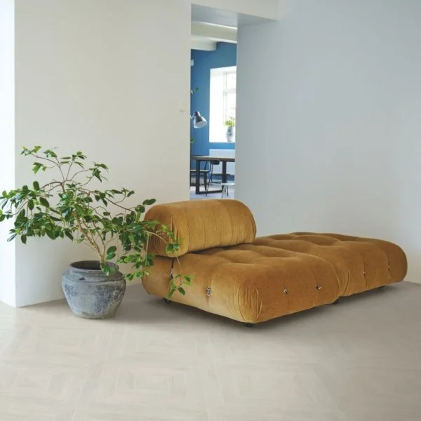 Ламинат Pergo Chevron 12 Pro Дуб Морозный Патинированный L1254-04157 в Новокузнецке