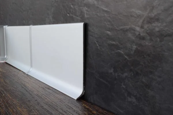 Алюминиевый плинтус ЭлитПроф Анодированный Плоский (100х11х2500 мм) в Новокузнецке