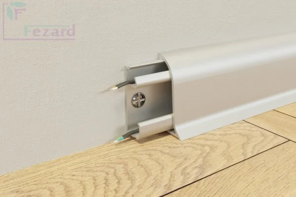 Алюминиевый плинтус Fezard Серебро 43х22х2,5м в Новокузнецке