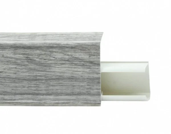Пластиковый плинтус Royce №534 Дуб Верде (55х23х2200мм) в Новокузнецке