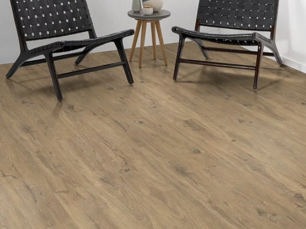 Ламинат Egger PRO 8/33 Дуб Ла-Манча EPL018 в Новокузнецке