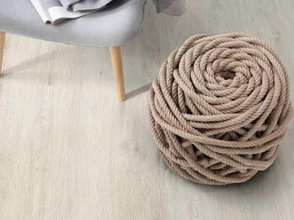 Ламинат Egger PRO 8/33 4V Дуб Кортина белый EPL034 в Новокузнецке