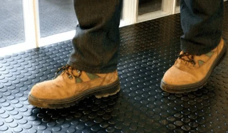 Противоскользящее резиновое покрытие Пятачки (1,2х10м) в Новокузнецке