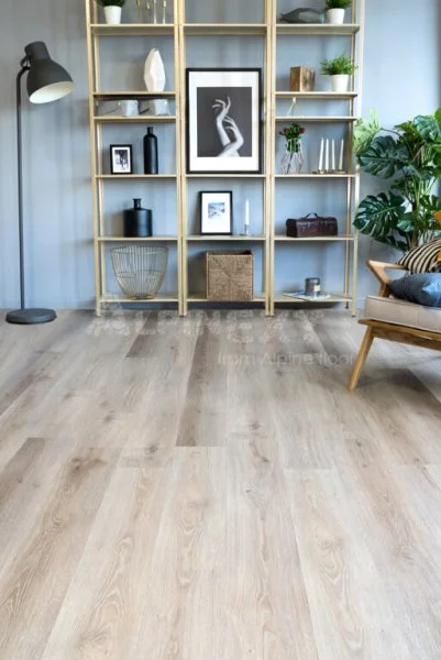 Кварц-виниловая плитка Alpine Floor Ultra Клен Насыщенный ЕСО 5-20 2 мм. 34 класс в Новокузнецке